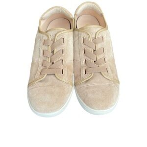 Vionic Tan Wheat Jean Suede Sneakers Slip On Elastic Lace Walking Shoe 8.5